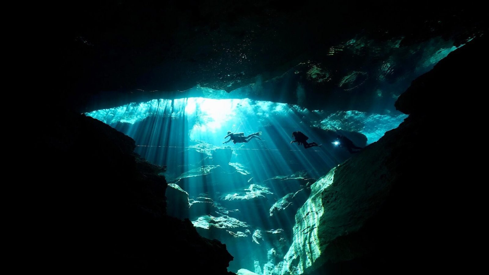Cenote Kukulkaan, Cenoten Tauchplätze