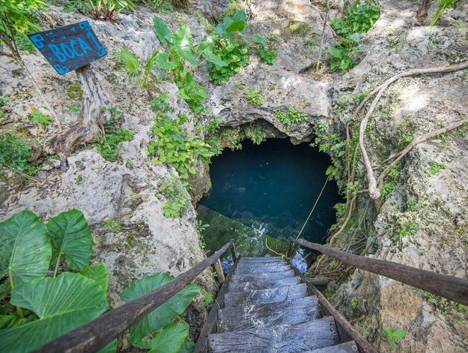 Cenote El Eden