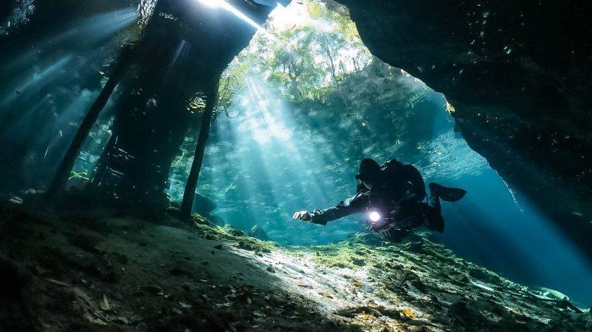 cavern diving